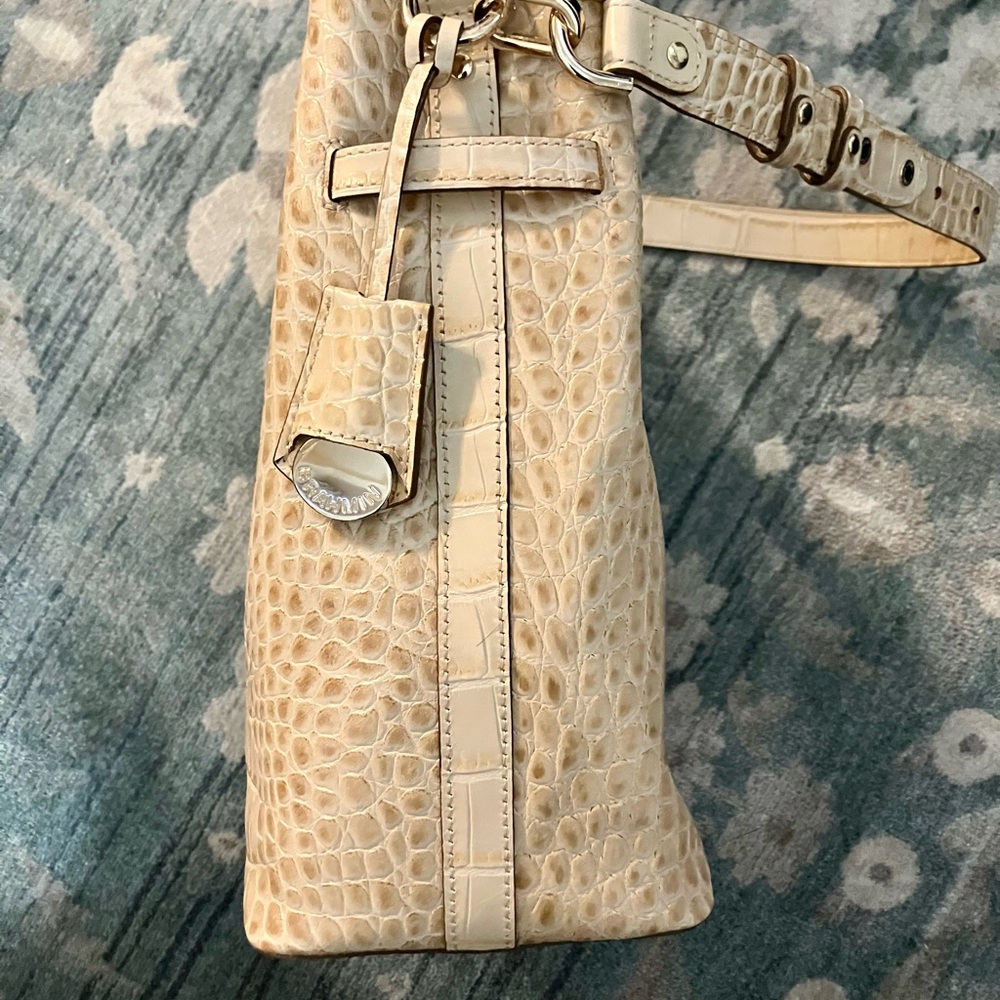 Brahmin Cream Crocodile-Embossed Shoulder Bag - Picture 4 of 14